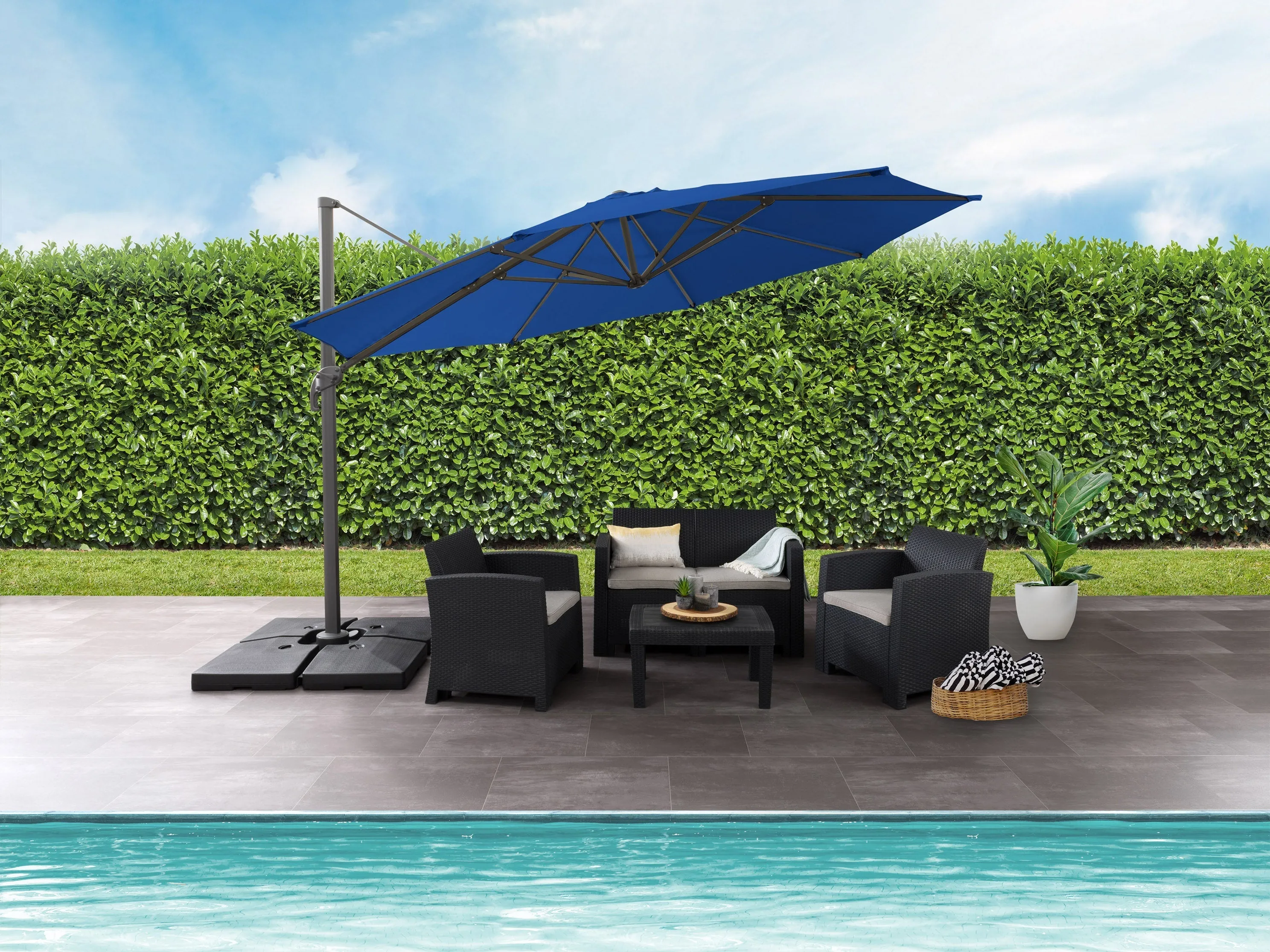 11.5ft Deluxe Offset Patio Umbrella - Cobalt Blue